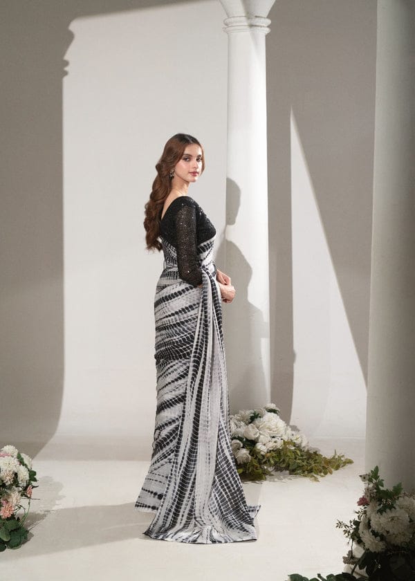 Premium Saree Black & White Printed