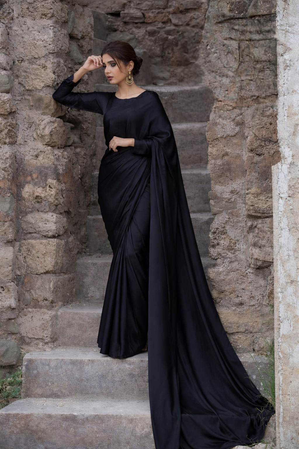 Classical Black Plain Silk Saree Stitched